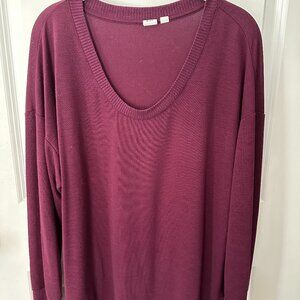 Gap Long-Sleeved Lightweight Knit Sweater